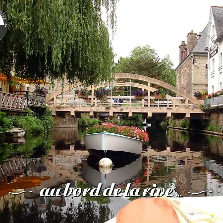 Au Bord De La Rive *